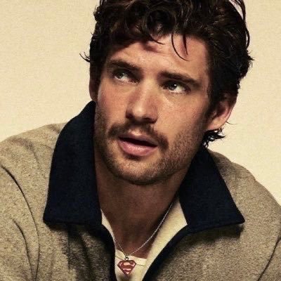 riffIorton's profile picture. 