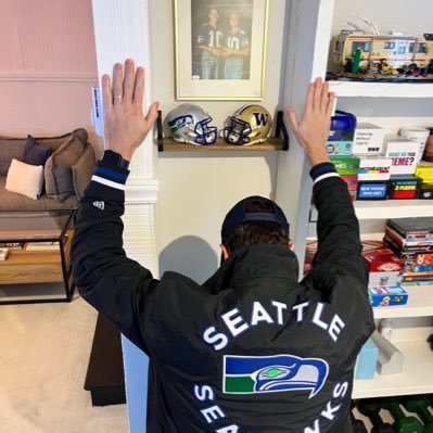 pnw_cole's profile picture. 