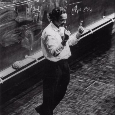 oscarjpicazo's profile picture. Building from https://t.co/uH3BFqNtCN. BJJ.