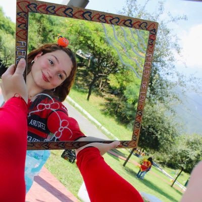 victoriagarzaag's profile picture. est. 95