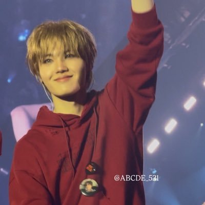 ABCDE_521's profile picture. #YG 도영 정환 로라 치키타