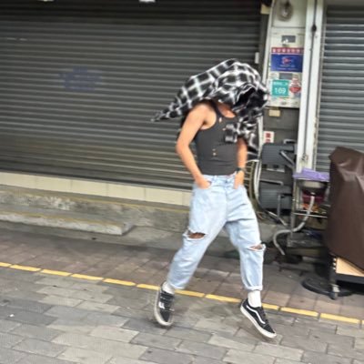 zAe0307's profile picture. 未滿十八請勿進入