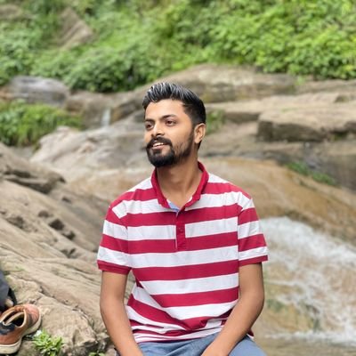 MAUNR5's profile picture. Bachelors in computer science