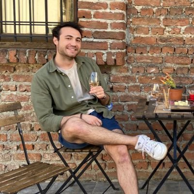 Realmadridsonia's profile picture. Investment Banking Analyst | 
Economics & International Relations 
@kocuniversity
 | 
Kadıköy Anadolu Lisesi