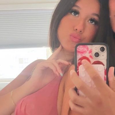 send2skylarr's profile picture. 