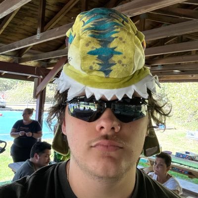 ImWithZaneRn's profile picture. 3lbs of Semtex