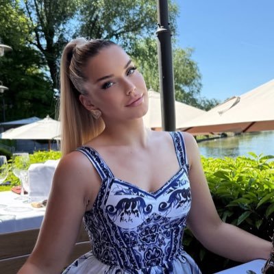 mollysmith1017's profile picture. looking for a good relationship that will lead to marriage in the future, a good and understanding partner