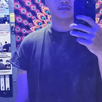 urpleasuree3's profile picture. 