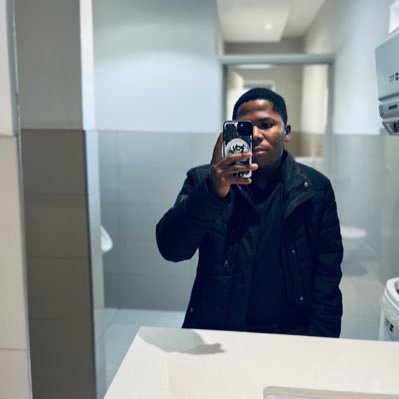 Mphumzi_Bidla's profile picture. 👌👌 #Onceallways #ManCity #RealMadrid