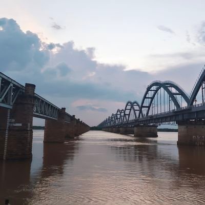 vasuuh_love's profile picture. 