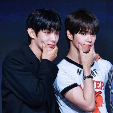 fohaver_ahof's profile picture. just here minding my own business