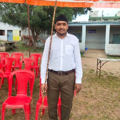 Shubham80164341's profile picture. 🙏🙏किसान का बेटा🙏🙏🚩 कट्टर हिन्दू🚩🚩जय श्री राम 🚩🚩सिर्फ हिंदू बादी स्वयंसेवक 🚩