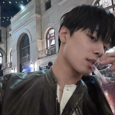 evilscome's profile picture. closed.