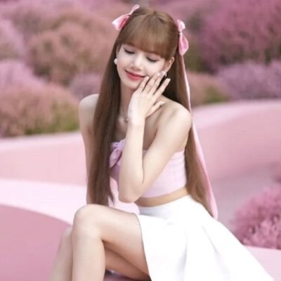 solesheir's profile picture. under con.