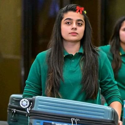 Momina5617's profile picture. My bio starts and ends with Babar Azam 💚