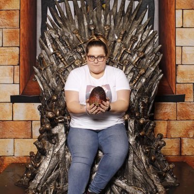 TaintedQueen13's profile picture. 