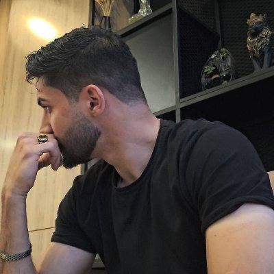 melihkurt_5's profile picture. Elimden bir şey gelmezse, zaten bozuk değildir.
Teknisyen 🔧🧰