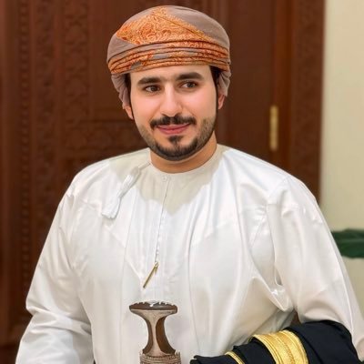 bandar_oman's profile picture. رآئد تقني ، ولي مآرب أُخرى