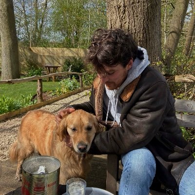 albert_ward_'s profile picture. PhD candidate in politics @UniofOxford