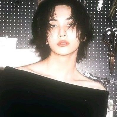 ode2yoonn's profile picture. svt, always.