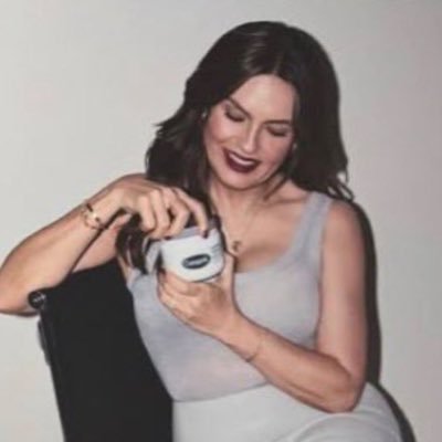 BeardedStabler's profile picture. EO / Chriska | 21+ | Multi-fandom chaos Don't be a CUNT🙂‍↕️ |