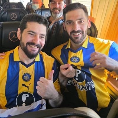Joey_be_good5's profile picture. סוכן כאוס שלובש צהוב💛