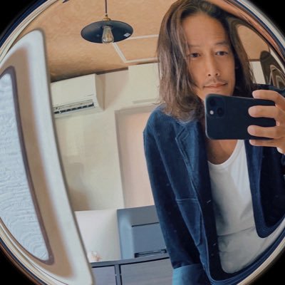 1058asd's profile picture. 俺は一方通行を逆走してる事に気付いてバックで戻っている所を警察に止められて「逆走を逆走してるんやから逆走していない」と主張して逮捕されかけた男だ