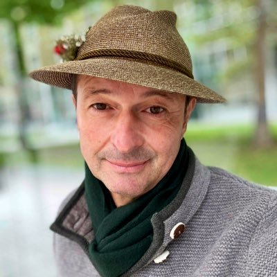 wiesnmichi's profile picture. Selbiga rumblt im Boarischn und Steirischn umadum. Meistns geh i zfria ins Bettstadl und i bin hoit wia i bin ... da ganze Bua a Depp ... ☺️