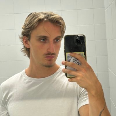 TheoBoutt's profile picture. 