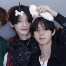 chuchuz520's profile picture. ☝️🫧킹론머스크님제발정지시키지말아주세요🫧✋