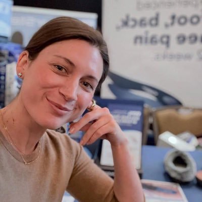 Sarahearl83's profile picture. 