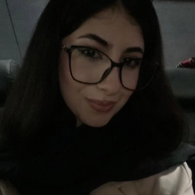 armaghanzz's profile picture. we’re old school baby🏄🏻‍♀️