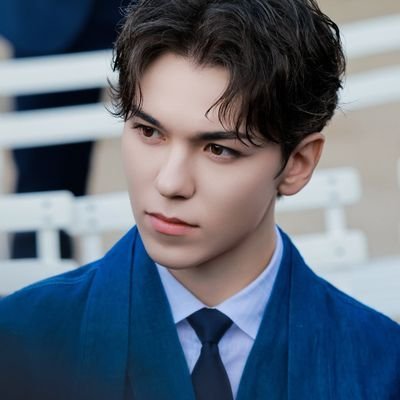 hansolb9t's profile picture. si te sigo es porque vernon te ama mucho y tenemos un maratón de canciones de morat pendiente ♡