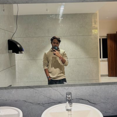 himanshurhlk57's profile picture. engineering @leegality