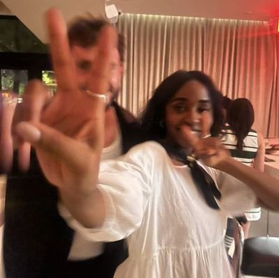 deadpoetssciety's profile picture. 