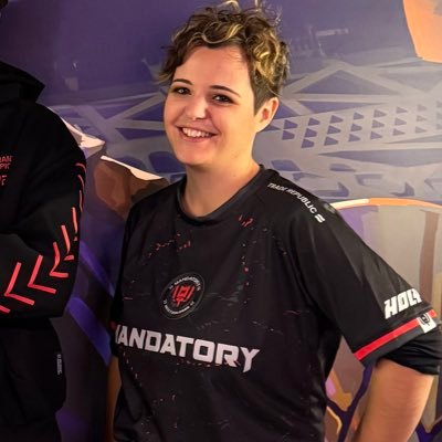 Faannyy____'s profile picture. FNC et MDR 🧡❤️