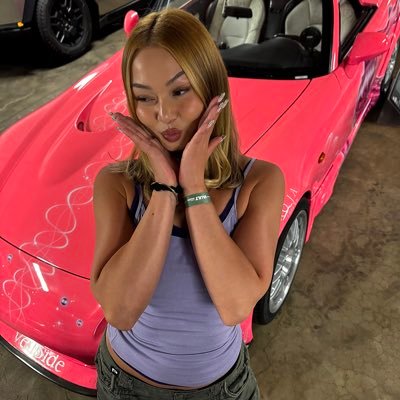 lauwlyyy's profile picture. 