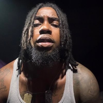 SelfMad3Tre's profile picture. 