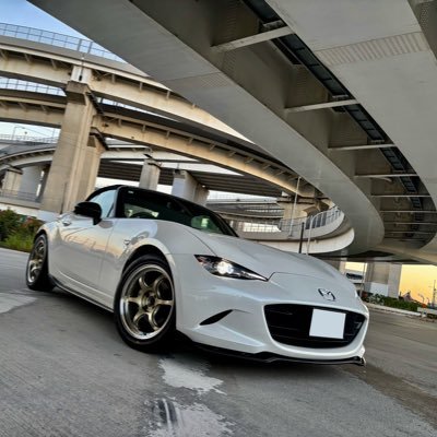 chiyasyaro3's profile picture. 車好きで今はロードスター乗りの雑多垢。アニメ/ごちうさ/原神/大神ミオ🌲/音乃瀬奏🎹✨/戌神ころね🥐/さくらみこ🌸/海月雲ろあ🪼☁️/競馬/モータースポーツ/ドライブ/ラーメン等々。