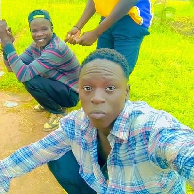 dj_kadiff's profile picture. Am proper pound with entertainment 🎧🎤🎶💻
Bold & tempered with music🖲️🖱️
socket is my pen🤣🤣🤣
wire is my phone🤣🤣
laptop is my wife😁
  Subscribe