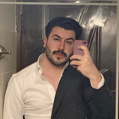lawyerdrafts's profile picture. A slightly caffeinated criminal lawyer | stoic, 6’1 — a bit of politics and poetry / motherland⚔️🇵🇰