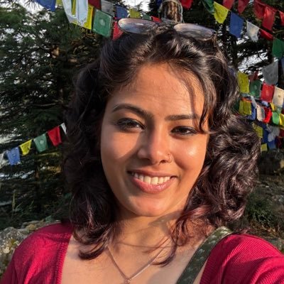 simransvault's profile picture. writing ads, lifting weights and goofing around | creative strategy @the_gutenberg equal measure of silly and intense