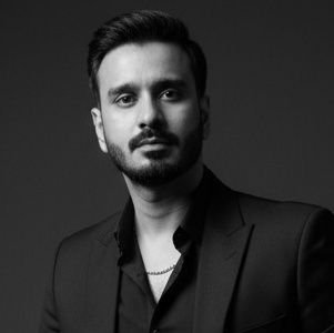 TheArqamJ's profile picture. Senior Data & Product Analyst | Engineer