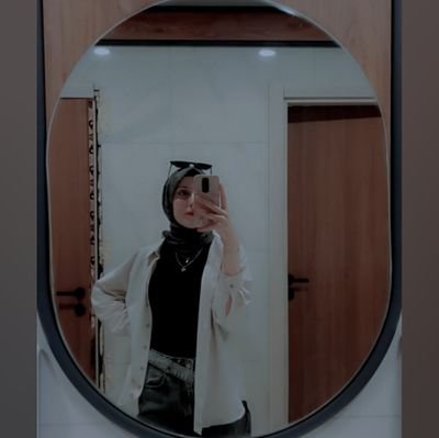 zeynep_sirin53's profile picture. 🦩Ey kalbim, sevilmeden sevilir mi ¿