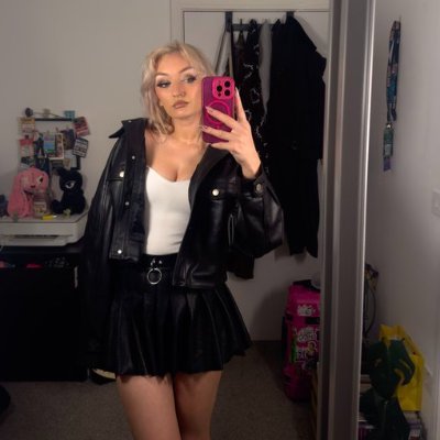 crystalsin91271's profile picture. 