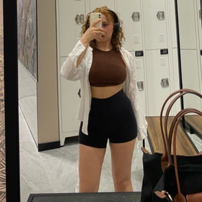 venuskizi_b's profile picture. Türk kadınıyım, süsüm Türk’lüğüm.