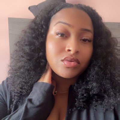 SweetieBrandiXO's profile picture. Chin Up Beauty ✨ 30won 🍷. GMFVO🫶🏽. Cancer ☼ Sag ☽ Leoꜛ || TikTok: _goldieeeeee