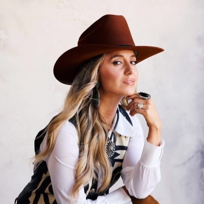 LaineyWilsnkvz's profile picture. Somewhere Over Laredo and the Whirlwind