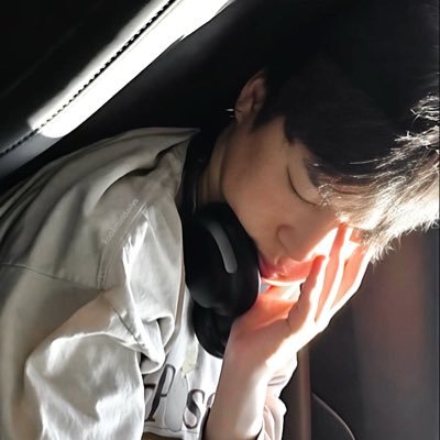 7druolll_'s profile picture. 追兒｜🇹🇼｜台灣獨立｜18+｜𝙱𝚃𝚂 ｜OT7｜𝙸𝚂𝙵𝙿 | 中、ENG｜🐥擔｜主🐰🐥、95｜cp無雷都吃｜毒唯遠離plz｜很愛碎碎念的人｜16年入坑｜歡迎認識勾搭🤲🏻｜