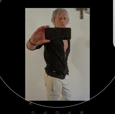Schtz276719K's profile picture. 